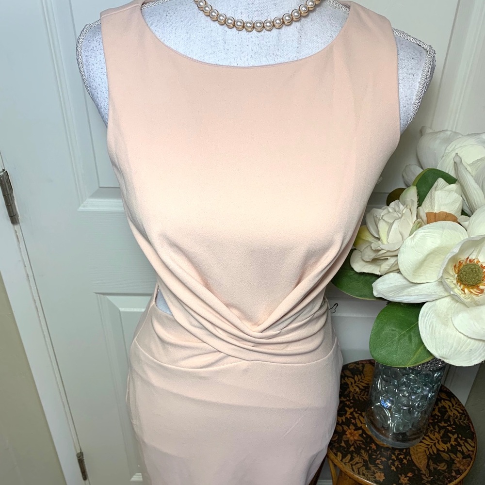New Lulu’s Trista Blush Cutout Maxi Dress - Picture 6 of 10
